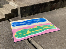 Load image into Gallery viewer, Teppich Seitenansicht